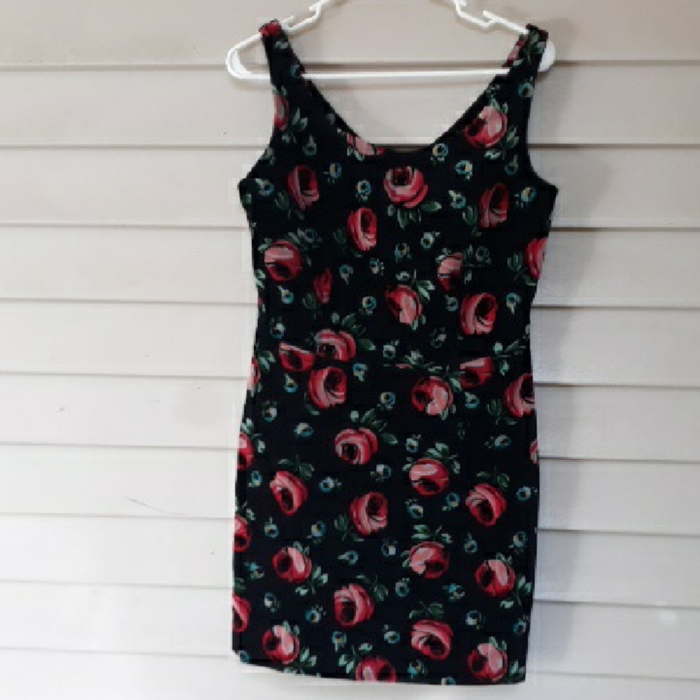 Vtg 90s Velvet Esprit Black Dress with Red Floral Pattern GORGEOUS